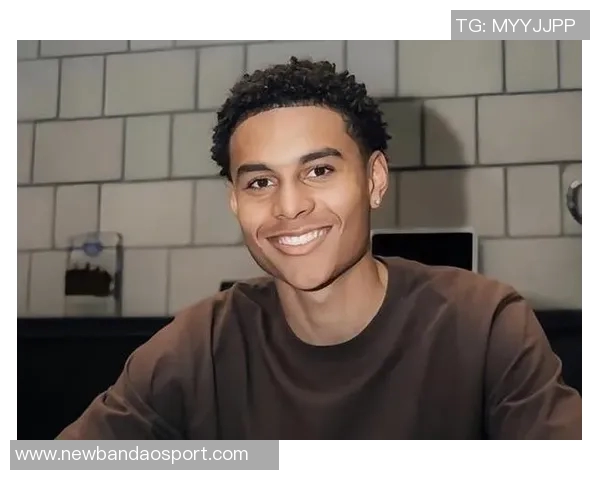 巴萨球探专注挪威世预赛努萨表现引发关注 巴萨球探专注挪威世预赛努萨表现引发关注