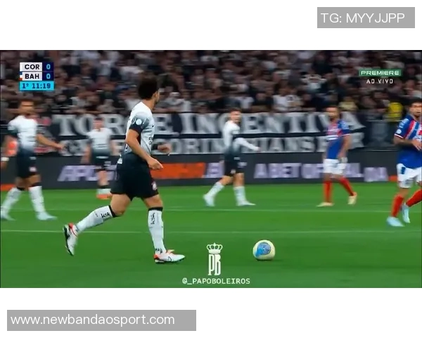 德佩替补席开怀大笑心态超好即便科林蒂安0-1落后依然乐观面对比赛