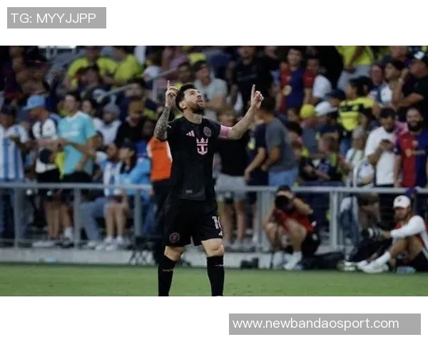 苏亚雷斯表现低迷全场数据惨淡错失良机与中柱成焦点