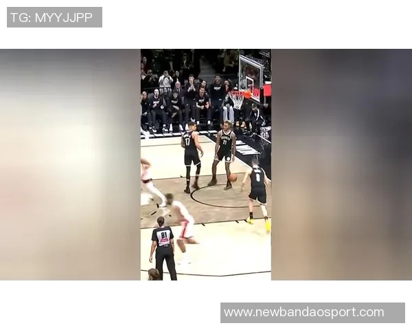 韦尔表现抢眼内线屏障助力球队场均145分145板展现统治力