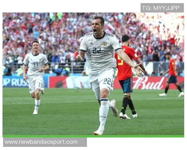 俄罗斯国脚遭绑架惊险逃脱绑匪竟是在校大学生引发热议 俄罗斯国脚遭绑架惊险逃脱绑匪竟是在校大学生引发热议