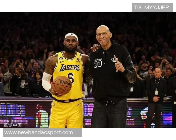 湖人迎战爵士詹姆斯和文森特伤情升级为出战成疑 湖人迎战爵士詹姆斯和文森特伤情升级为出战成疑