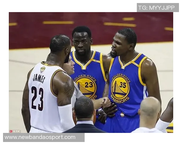 穆迪三分雨下32分闪耀全场张佳玮称赞首发组合攻势如虹